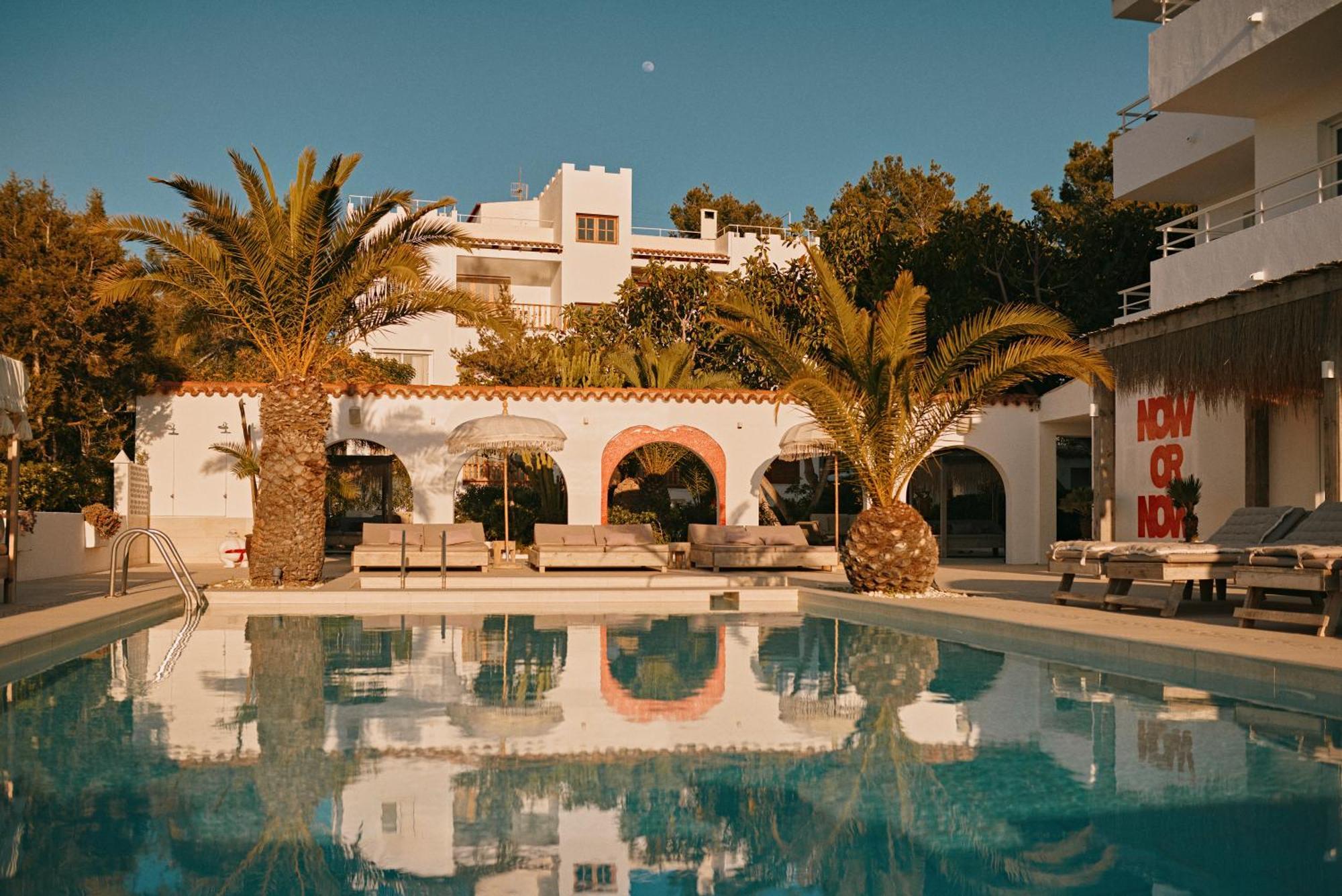 Aparthotel Secret Oasis Ibiza-Only Adults Sant Antoni de Portmany Zewnętrze zdjęcie